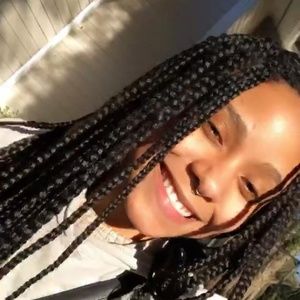 Meet your Posher, Jasmine